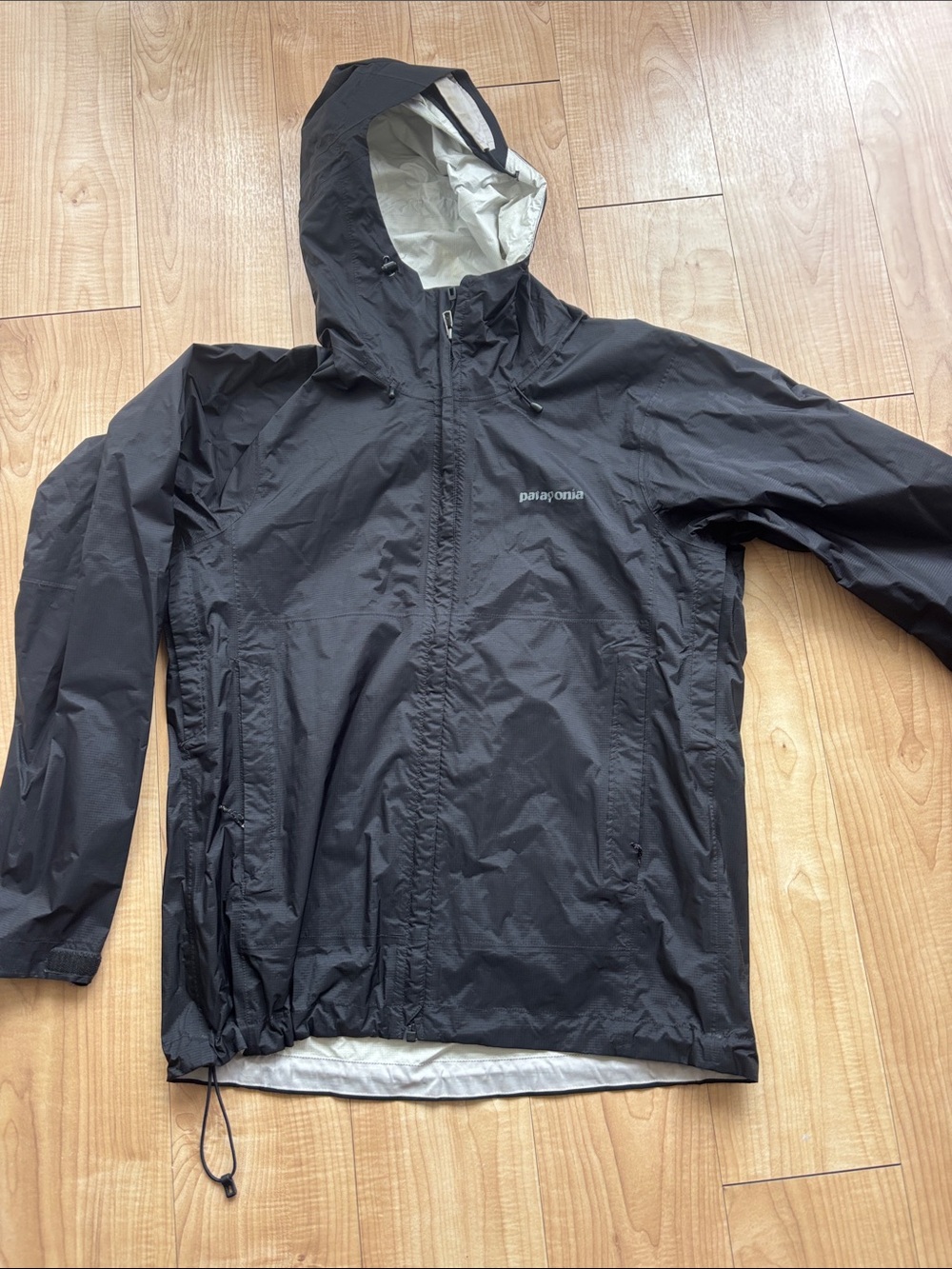 Patagonia Black Hooded Rain Shell